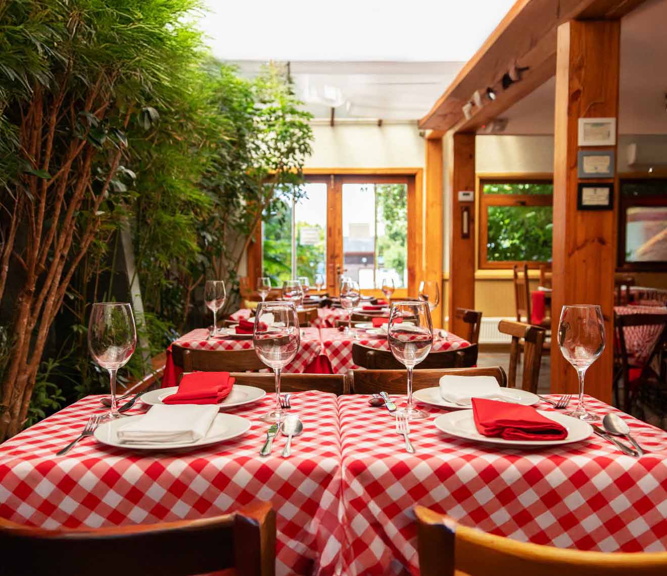 LA TRATTORIA